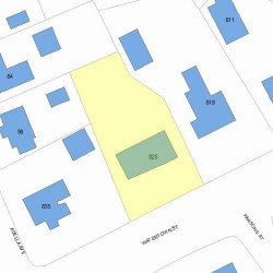 825 Watertown St, Newton, MA 02465 plot plan