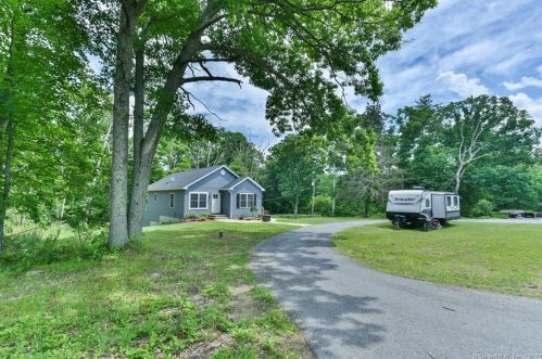 153 Jezierski Rd, Fabyan, CT 06255 exterior