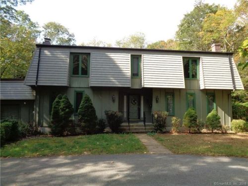 64 Spicer Hill Rd, Gales Ferry, CT 06339 exterior