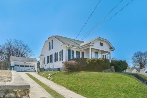 35 John St, Westerly, RI 02891 exterior