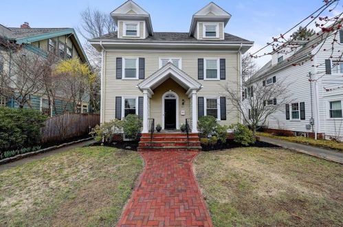 47 Grotto Ave, Providence, RI 02906 exterior