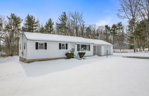 45 Medomak Valley Ct, Warren, ME 04864 exterior