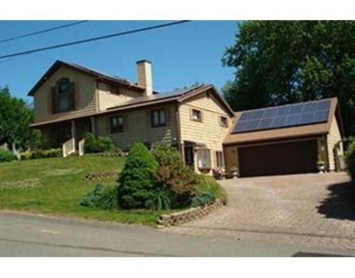 270 Vermont Ave, Somerset, MA 02726 exterior