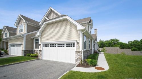 50 Country View Rd, Danbury, CT 06810 exterior