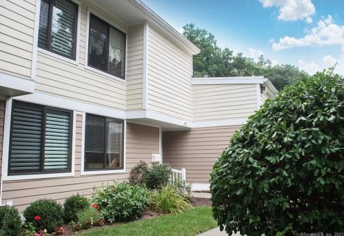 12 Keeler Close, Ridgefield, CT 06877 exterior