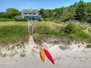 807 Sea View Ave, Osterville, MA 02655 exterior