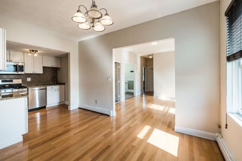 122 Chestnut St, Chelsea, MA 02150 exterior