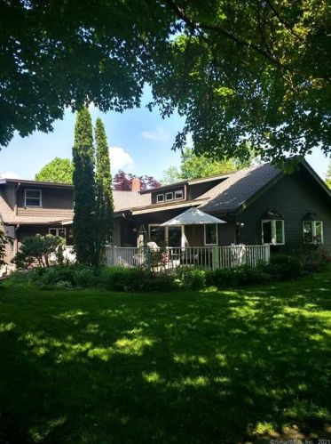 74 Vanderpoel Ave, Litchfield, CT 06750 exterior