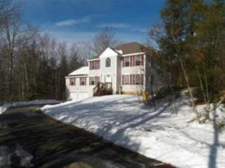 6 Wild Turkey Rd, Deerfield, NH 03037 exterior