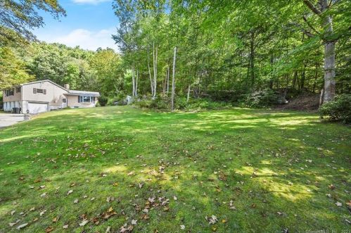 51 Chestnut Tree Hill Road Ext, Seymour, CT 06478 exterior