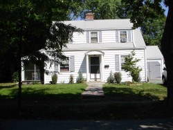 17 Fairway Dr, Newton, MA 02465 exterior