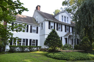 27 Main St, Farmington, CT 06032 exterior