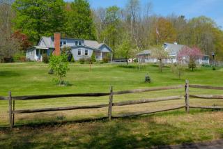 137 Bell St, Middletown, CT 06457 exterior