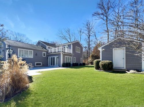 43 Laurel Ledge Rd, Stamford, CT 06903 exterior
