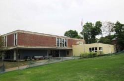 687 Watertown St, Newton, MA 02460 exterior
