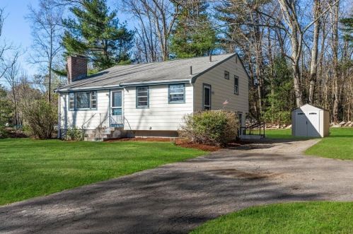 125 High St, Foxborough, MA 02035 exterior