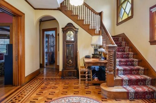 114 Pleasant St, Winthrop, MA 02152 exterior