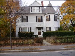 877 Beacon St, Newton, MA 02459 exterior