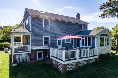 115 Seaquanset Rd, Chatham, MA 02633 exterior