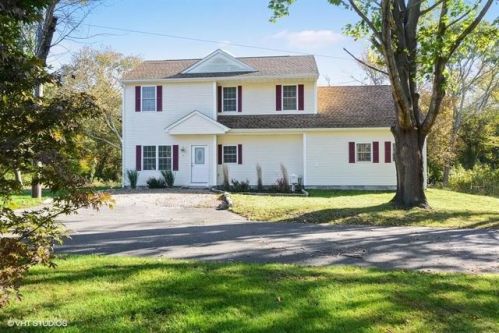 14 Island View Rd, Narragansett, RI 02882 exterior
