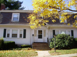 60 Dickerman Rd, Newton, MA 02461 exterior