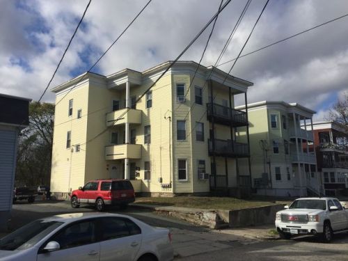 232 Burnside Ave, Woonsocket, RI 02895 exterior