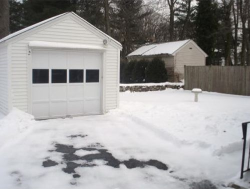 32 Lyman Rd, Milton, MA 02186 exterior