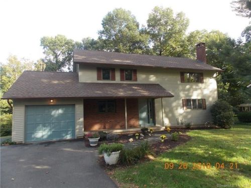 49 Silver Birch Ln, Windsor, CT 06095 exterior