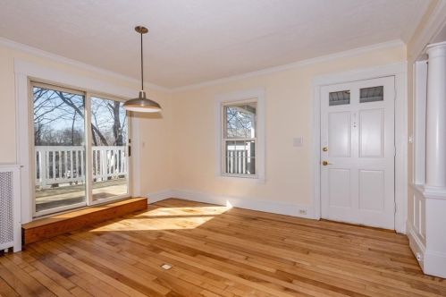 183 Warner Ave, Worcester, MA 01604 exterior