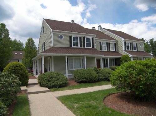 10 Cadogan Way, Nashua, NH 03062 exterior