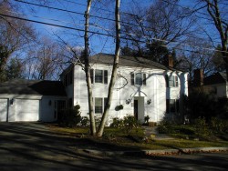 64 Varick Rd, Newton, MA 02468 exterior