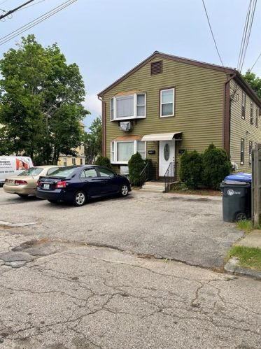57 Kimball St, Providence, RI 02908 exterior