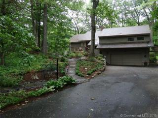 110 Hidden Pl, Cheshire, CT 06410 exterior