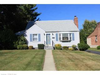 46 Oakdale St, Hartford, CT 06109 exterior