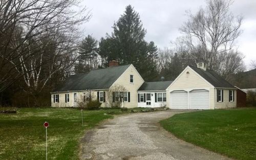 4 Bromley Rd, Montgomery, MA 01050 exterior