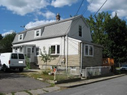 27 Cottage Pl, Newton, MA 02465 exterior