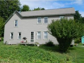 1092 Roscoe Rd, Cedar Beach, VT 05445 exterior