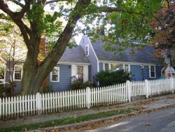 6 Sunhill Ln, Newton, MA 02459 exterior