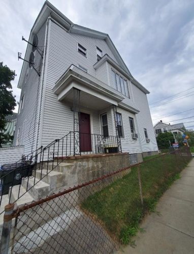 197 Warren St, Fall-River, MA 02721 exterior