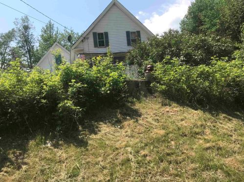 476 Whitefield Rd, Dalton, NH 03598 exterior
