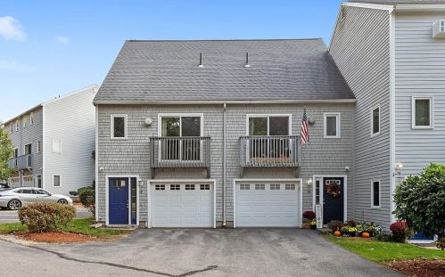 70 Profile Cir, Nashua, NH 03063 exterior
