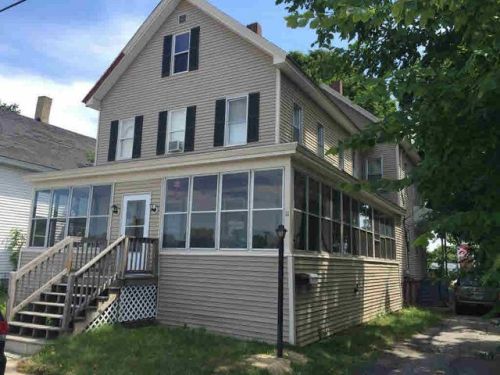 11 Summer St, Rochester, NH 03867 exterior