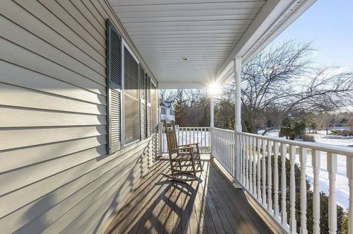 9 Morrison Ln, Westford, MA 01886 exterior