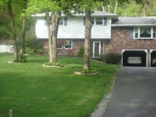 24 Mountain View Dr, Torrington, CT 06791 exterior