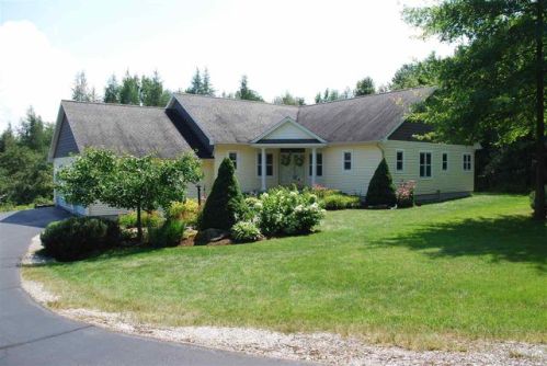 592 Pion Rd, Sheldon, VT 05455 exterior