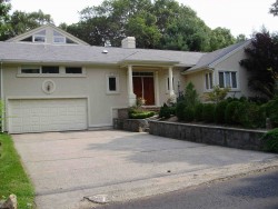 514 Dudley Rd, Newton, MA 02459 exterior