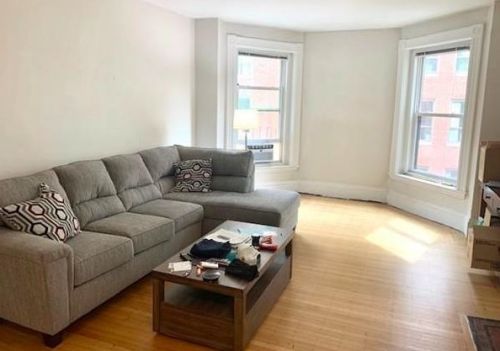 220 Newbury St, Roxbury-Xing, MA 02116 exterior