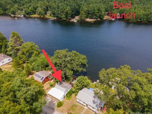 39 Bennett Cir, Norwich, CT 06384 exterior