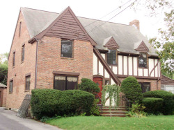 24 Kodaya Rd, Newton, MA 02468 exterior