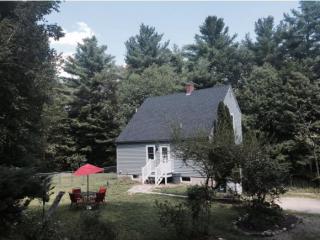 1584 Parker Mountain Rd, Barrington, NH 03884 exterior